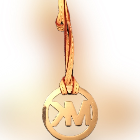 Michael Kors MK Charm Hang Tag Gold Tone Keychain Key Fob Charm - Picture 3 of 4
